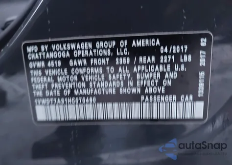 2017 Volkswagen Passat 1.8T R-Line из США, поврежденный, VIN 1VWDT7A31HC070480